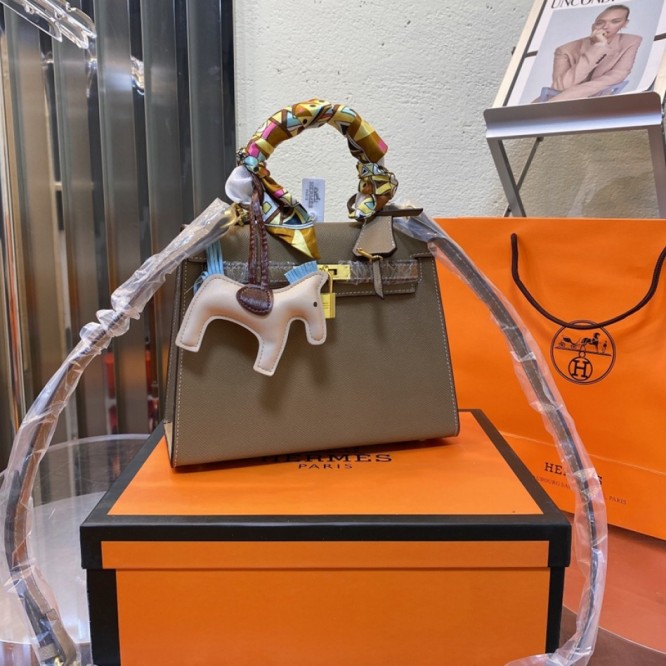 Hermes エルメス ☆ 2021年最新なクラシックな ショルダーバッグ 手提げ袋 肩掛け